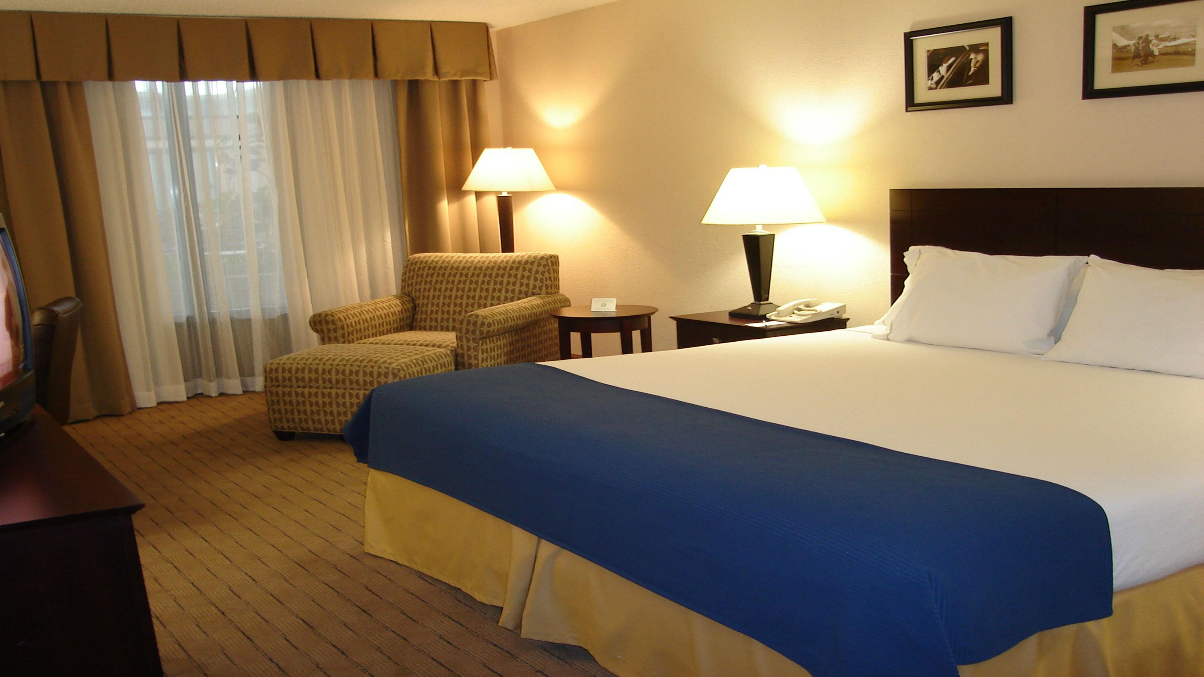 Holiday Inn Express Little Rock-Airport By Ihg Екстер'єр фото