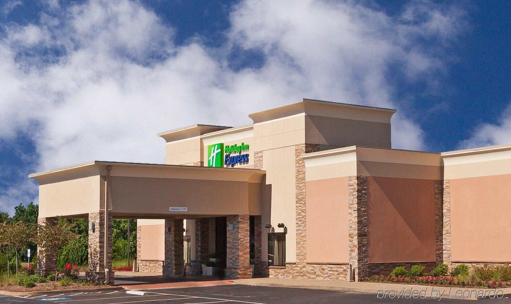 Holiday Inn Express Little Rock-Airport By Ihg Екстер'єр фото
